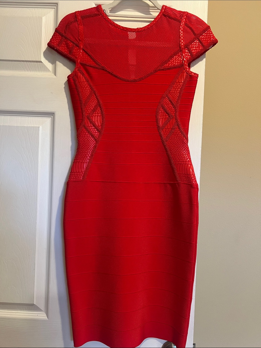 Red Fitted Midi Dress with Cap Sleeves - Unbranded